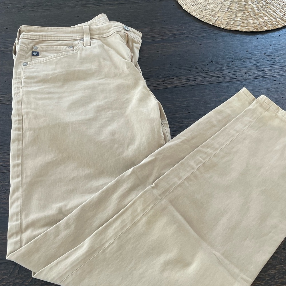 Classic Men's Khaki Chinos